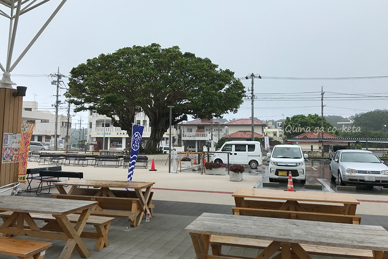 梅雨の沖縄旅行めっちゃ雨の白い空