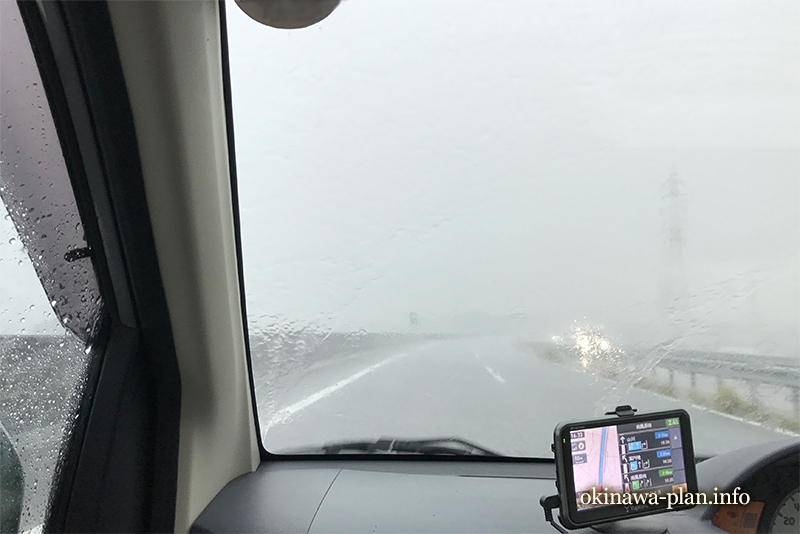 高速道路で遭遇したゲリラ豪雨（2017年9月10日16時）