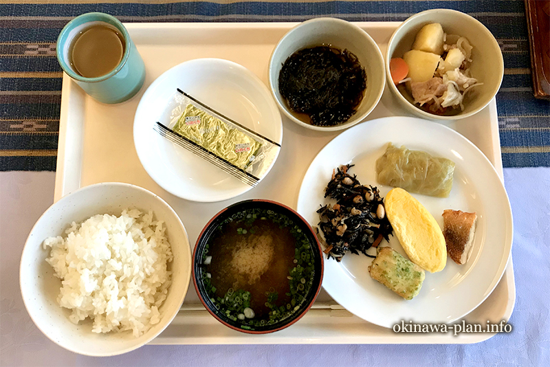 琉球サンロイヤルホテルの朝食バイキング