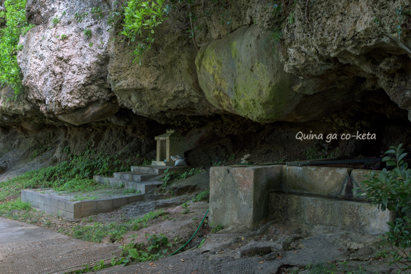 ティンダバナ散策の途中でみた小さな祠 ティンダバナ散策の途中でみた小さな祠